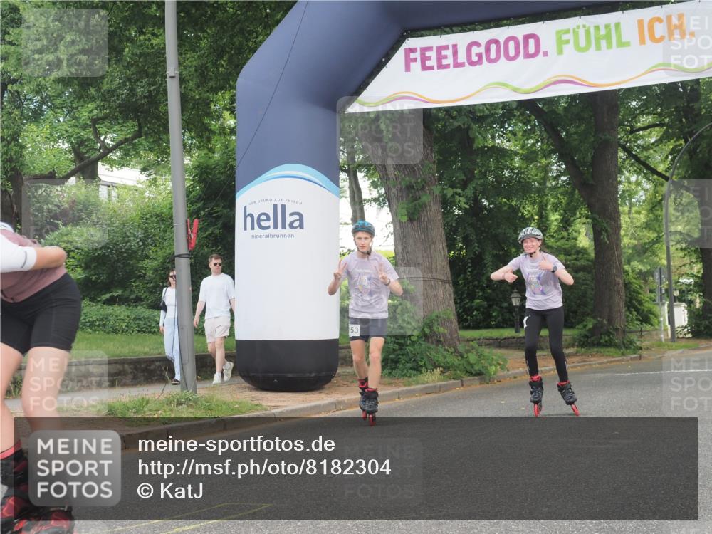 29.06.2025 - hella hamburg halbmarathon KatJ http://msf.ph/oto/8182304 29.06.2025 09:23:37 Zwischen KM18-KM19  meine-sportfotos.de