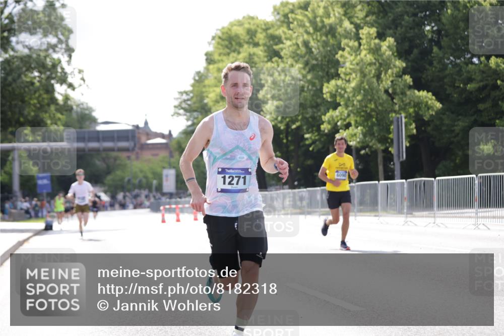 29.06.2025 - hella hamburg halbmarathon Jannik Wohlers http://msf.ph/oto/8182318 29.06.2025 09:42:53 Lombardsbrücke 1271, 4338, 5301, 6090, 9097, 9385, 9565, 9767, 10867, 11994, 12341, 13374, 14728, 14757, 15483, 15671, 18037, 18328, 18693, 18695, 18989 meine-sportfotos.de