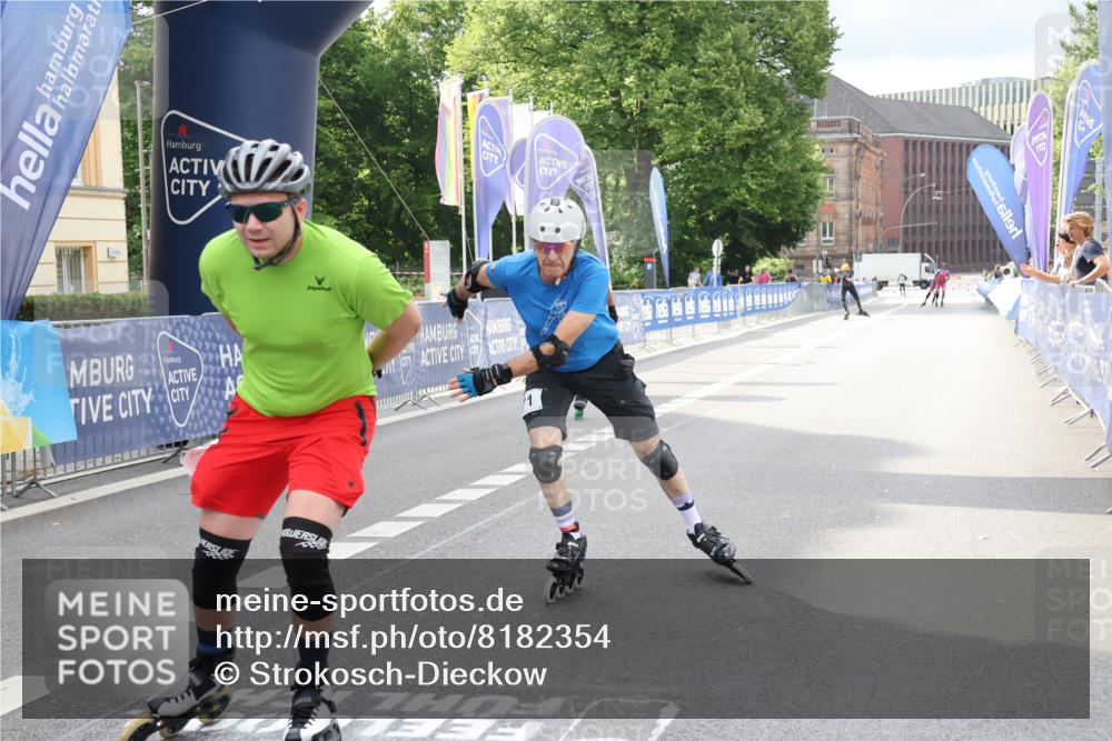 29.06.2025 - hella hamburg halbmarathon Strokosch-Dieckow http://msf.ph/oto/8182354 29.06.2025 09:23:37 Ziel 20071, 20160, 20165, 20166, 20284, 20373 meine-sportfotos.de