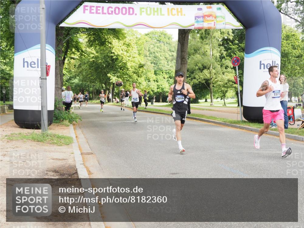 29.06.2025 - hella hamburg halbmarathon MichiJ http://msf.ph/oto/8182360 29.06.2025 10:17:31 Zwischen KM18-KM19 1577, 9804, 13941, 13956, 19114 meine-sportfotos.de