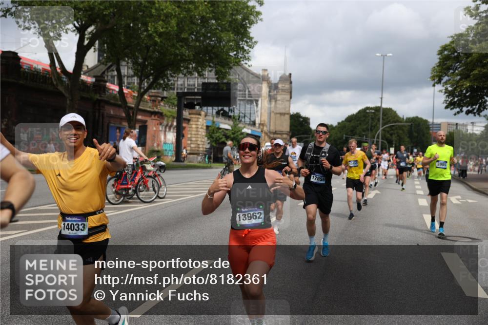 29.06.2025 - hella hamburg halbmarathon Yannick Fuchs http://msf.ph/oto/8182361 29.06.2025 10:43:12 20KM 1094, 1381, 1452, 1892, 2260, 3985, 4183, 4185, 4847, 4890, 5705, 6389, 7067, 8302, 8821, 9213, 9348, 9649, 9661, 9770, 10053, 10184, 10859, 10860, 11451, 11579, 11679, 11779, 12094, 12421, 12533, 12534, 12690, 13009, 13183, 13269, 13450, 13962, 14033, 15384, 15422, 15784, 15857, 15894, 16369, 16592, 16627, 17173, 17395, 17632, 17745, 17855, 17982, 18598, 18873, 18887 meine-sportfotos.de