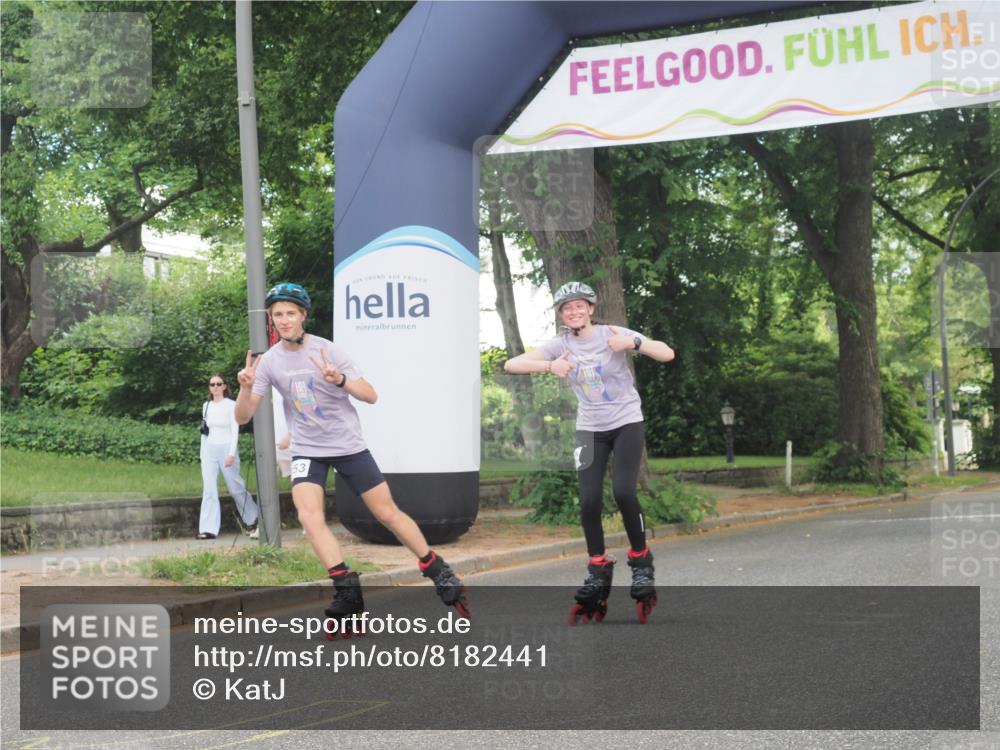 29.06.2025 - hella hamburg halbmarathon KatJ http://msf.ph/oto/8182441 29.06.2025 09:23:37 Zwischen KM18-KM19  meine-sportfotos.de