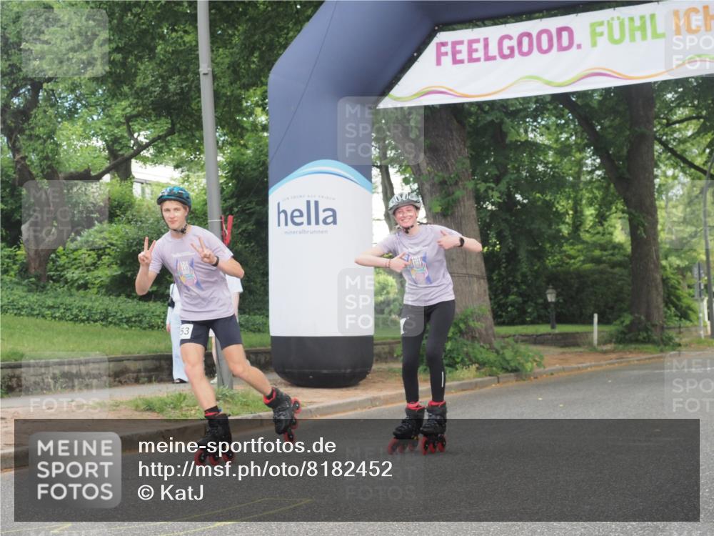 29.06.2025 - hella hamburg halbmarathon KatJ http://msf.ph/oto/8182452 29.06.2025 09:23:38 Zwischen KM18-KM19  meine-sportfotos.de