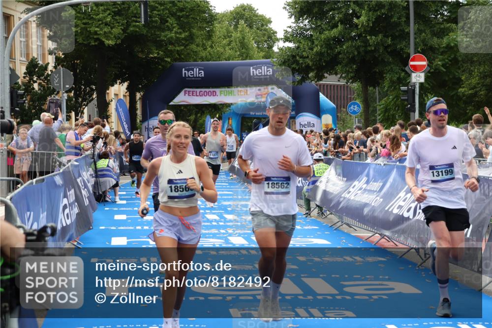 29.06.2025 - hella hamburg halbmarathon Zöllner http://msf.ph/oto/8182492 29.06.2025 10:32:38 Ziel 1707, 1990, 11877, 13199, 14293, 14908, 16619, 18135, 18562, 18563 meine-sportfotos.de