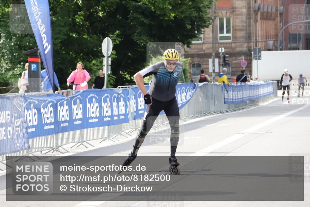 29.06.2025 - hella hamburg halbmarathon Strokosch-Dieckow http://msf.ph/oto/8182500 29.06.2025 09:23:43 Ziel 20218, 20219, 20284 meine-sportfotos.de