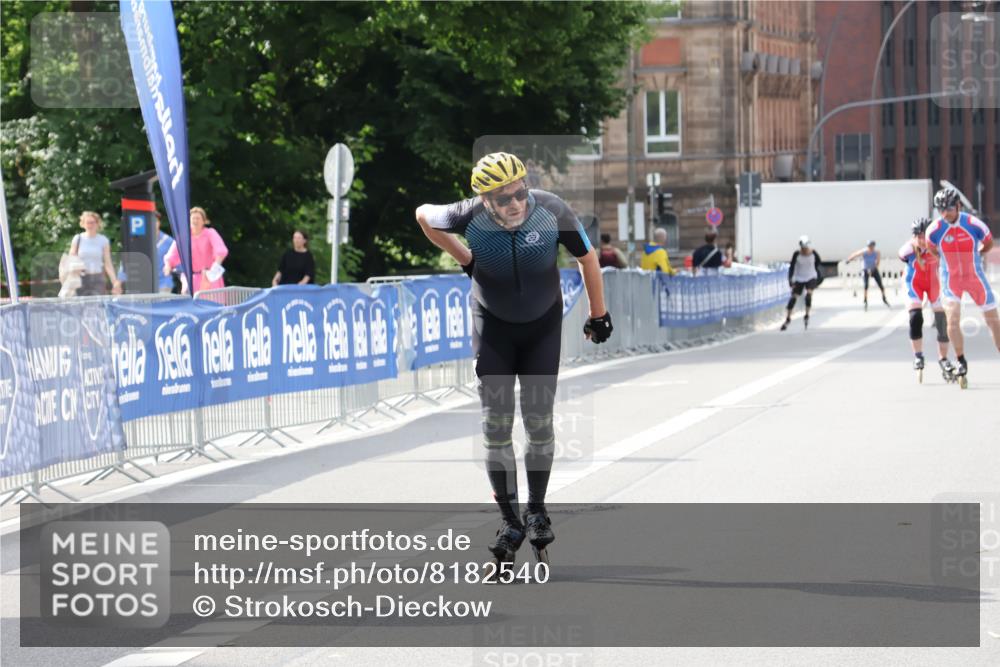 29.06.2025 - hella hamburg halbmarathon Strokosch-Dieckow http://msf.ph/oto/8182540 29.06.2025 09:23:44 Ziel 20218, 20219, 20284 meine-sportfotos.de