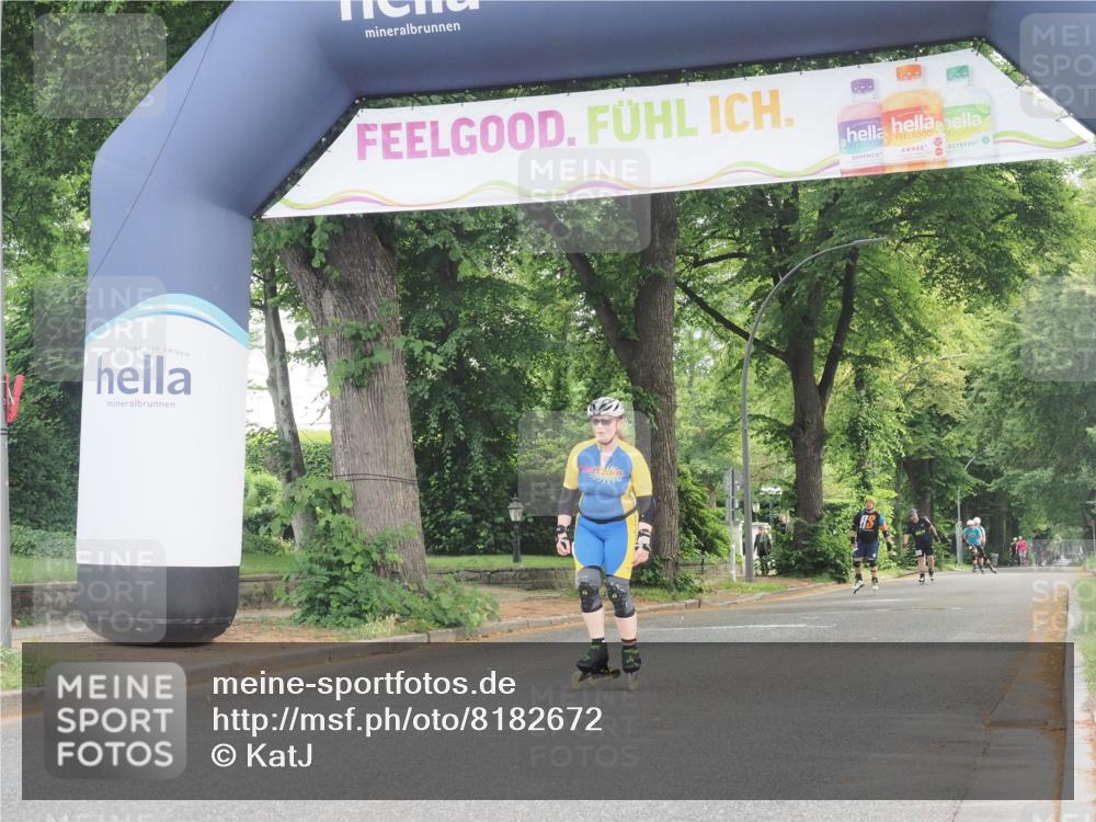 29.06.2025 - hella hamburg halbmarathon KatJ http://msf.ph/oto/8182672 29.06.2025 09:23:57 Zwischen KM18-KM19  meine-sportfotos.de