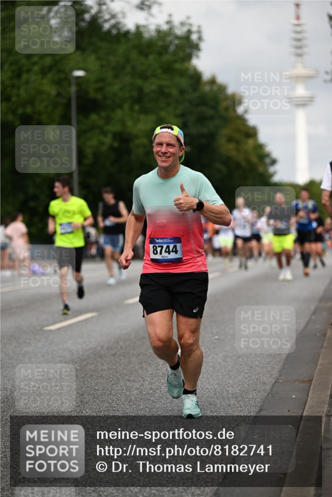 29.06.2025 - hella hamburg halbmarathon Dr. Thomas Lammeyer http://msf.ph/oto/8182741 29.06.2025 10:10:28 Kennedybrücke 1766, 1830, 1936, 1981, 2471, 2624, 3062, 4169, 4542, 4666, 5431, 6014, 7741, 8051, 8290, 8744, 10214, 10781 meine-sportfotos.de