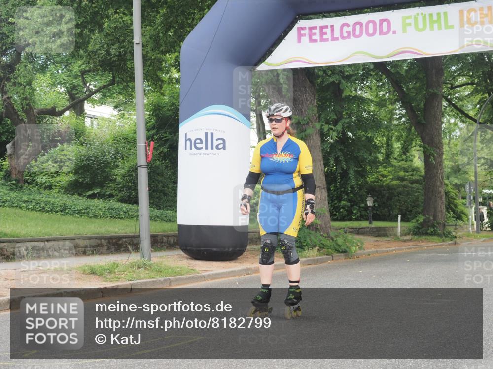 29.06.2025 - hella hamburg halbmarathon KatJ http://msf.ph/oto/8182799 29.06.2025 09:23:58 Zwischen KM18-KM19  meine-sportfotos.de