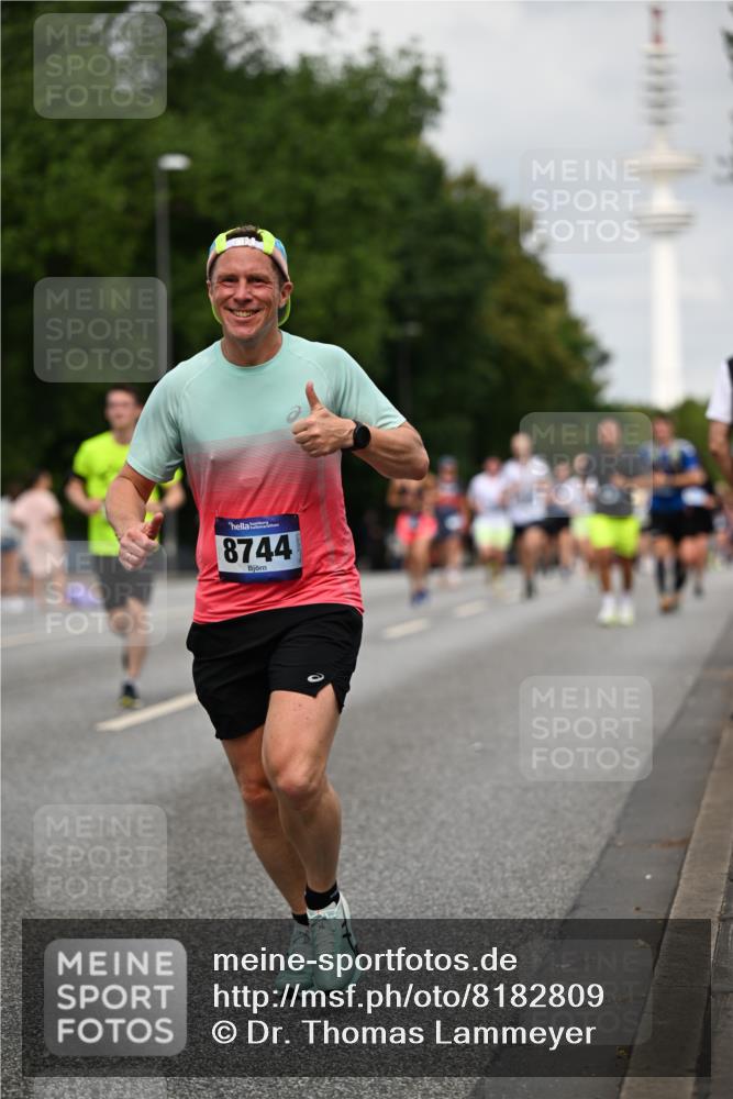 29.06.2025 - hella hamburg halbmarathon Dr. Thomas Lammeyer http://msf.ph/oto/8182809 29.06.2025 10:10:29 Kennedybrücke 1766, 1830, 1936, 1981, 2471, 2624, 3062, 4169, 4542, 4666, 5431, 6014, 7741, 8051, 8290, 8744, 10214, 10781, 10886 meine-sportfotos.de