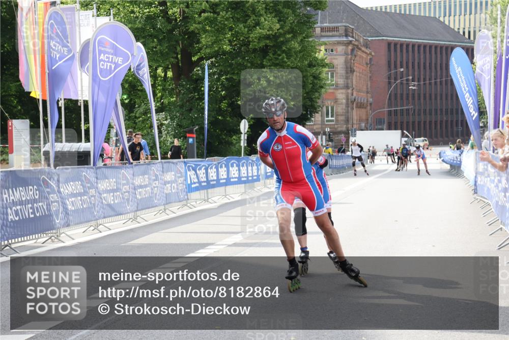 29.06.2025 - hella hamburg halbmarathon Strokosch-Dieckow http://msf.ph/oto/8182864 29.06.2025 09:23:50 Ziel 20121, 20186, 20218, 20219 meine-sportfotos.de