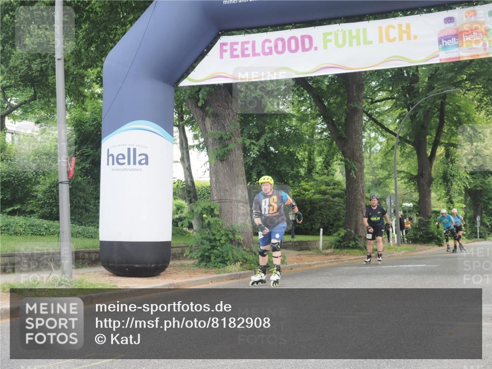 29.06.2025 - hella hamburg halbmarathon KatJ http://msf.ph/oto/8182908 29.06.2025 09:24:01 Zwischen KM18-KM19  meine-sportfotos.de