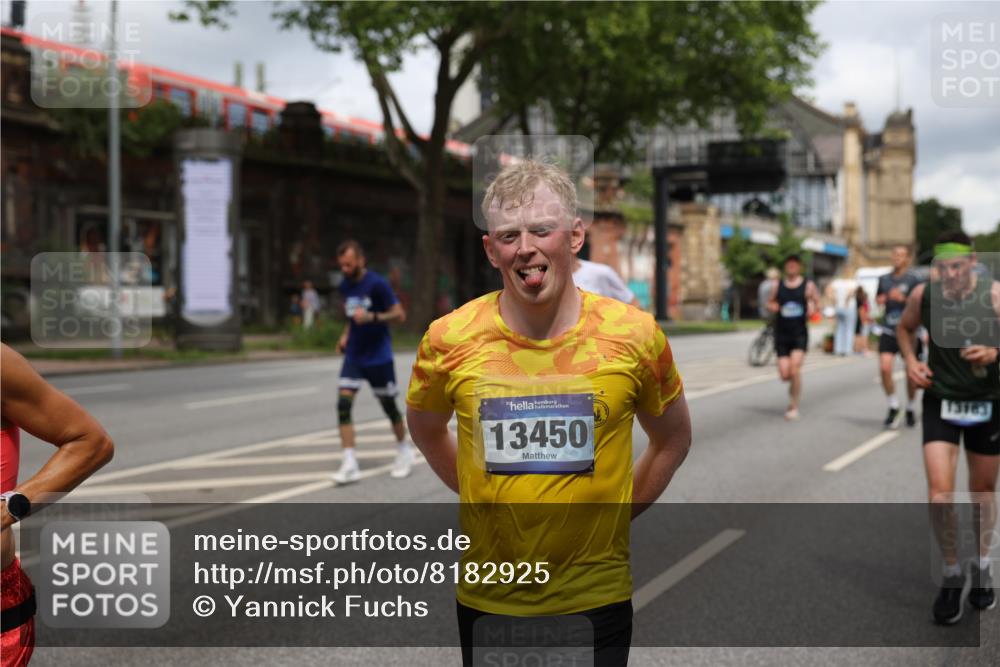 29.06.2025 - hella hamburg halbmarathon Yannick Fuchs http://msf.ph/oto/8182925 29.06.2025 10:43:16 20KM 1094, 1342, 1381, 1452, 1476, 2260, 2592, 2596, 3060, 3985, 4183, 4185, 4847, 4890, 5705, 6158, 6389, 7067, 8302, 8821, 9038, 9213, 9348, 9649, 9661, 10053, 10184, 10859, 10860, 11340, 11451, 11519, 11579, 11679, 11779, 12094, 12421, 12533, 12690, 13009, 13183, 13233, 13269, 13450, 13962, 14033, 15384, 15422, 15784, 15857, 15894, 16369, 16592, 16627, 17173, 17395, 17632, 17745, 17855, 17982, 18598, 18873, 18887 meine-sportfotos.de