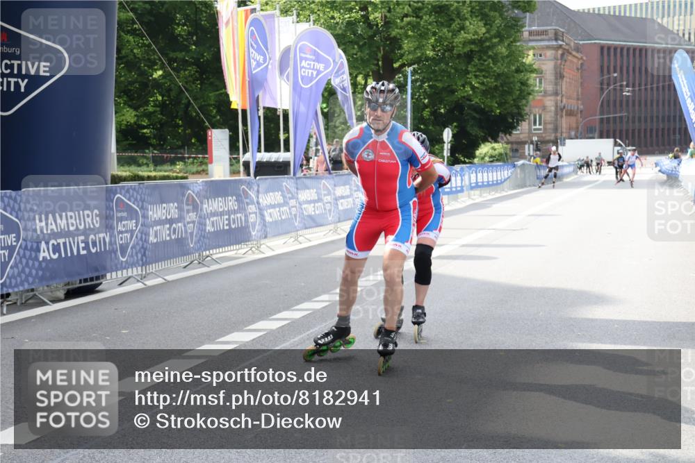 29.06.2025 - hella hamburg halbmarathon Strokosch-Dieckow http://msf.ph/oto/8182941 29.06.2025 09:23:51 Ziel 20121, 20186, 20218, 20219 meine-sportfotos.de