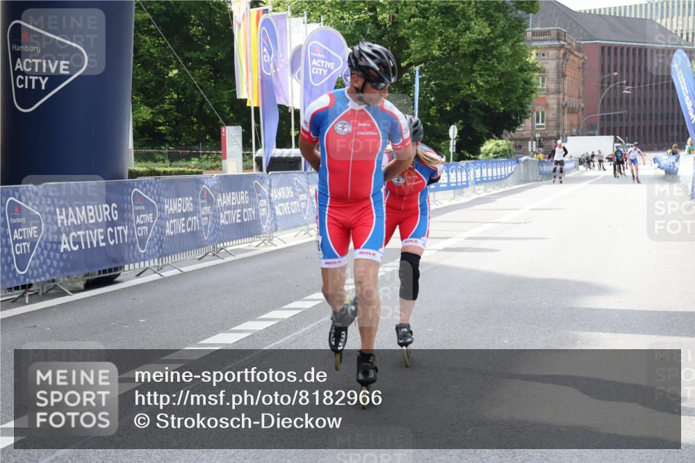 29.06.2025 - hella hamburg halbmarathon Strokosch-Dieckow http://msf.ph/oto/8182966 29.06.2025 09:23:52 Ziel 20121, 20186, 20218, 20219 meine-sportfotos.de
