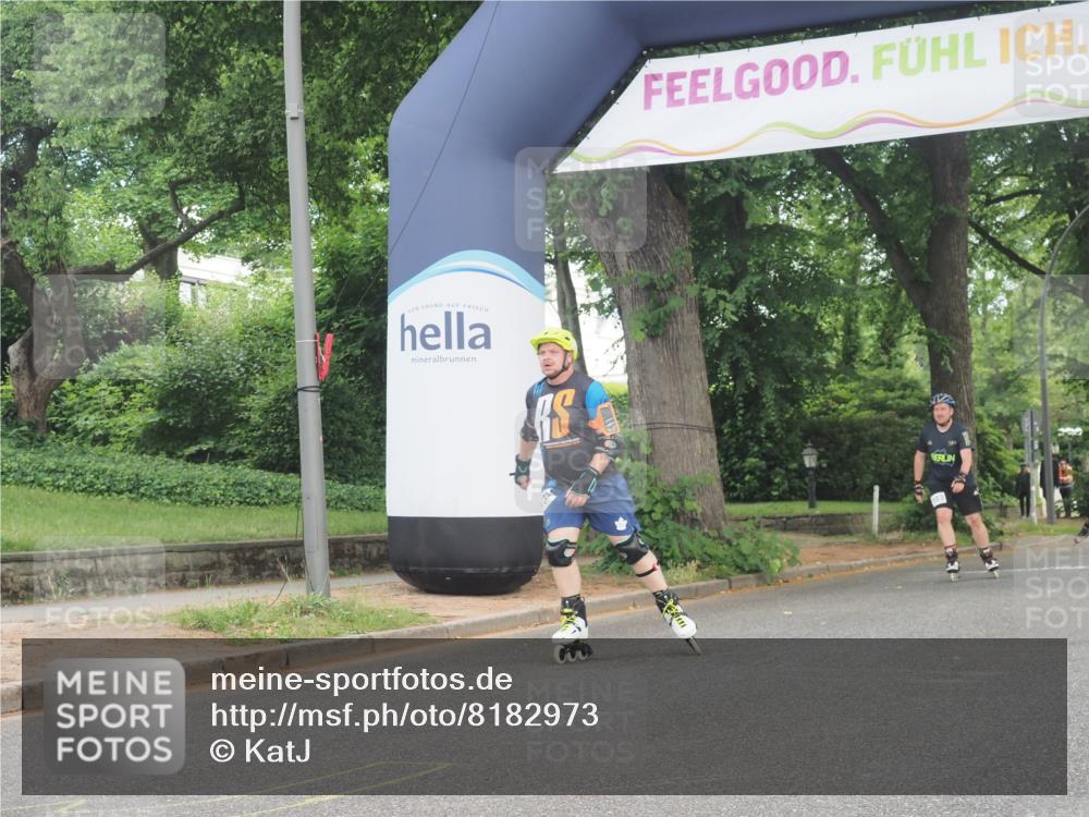 29.06.2025 - hella hamburg halbmarathon KatJ http://msf.ph/oto/8182973 29.06.2025 09:24:02 Zwischen KM18-KM19  meine-sportfotos.de