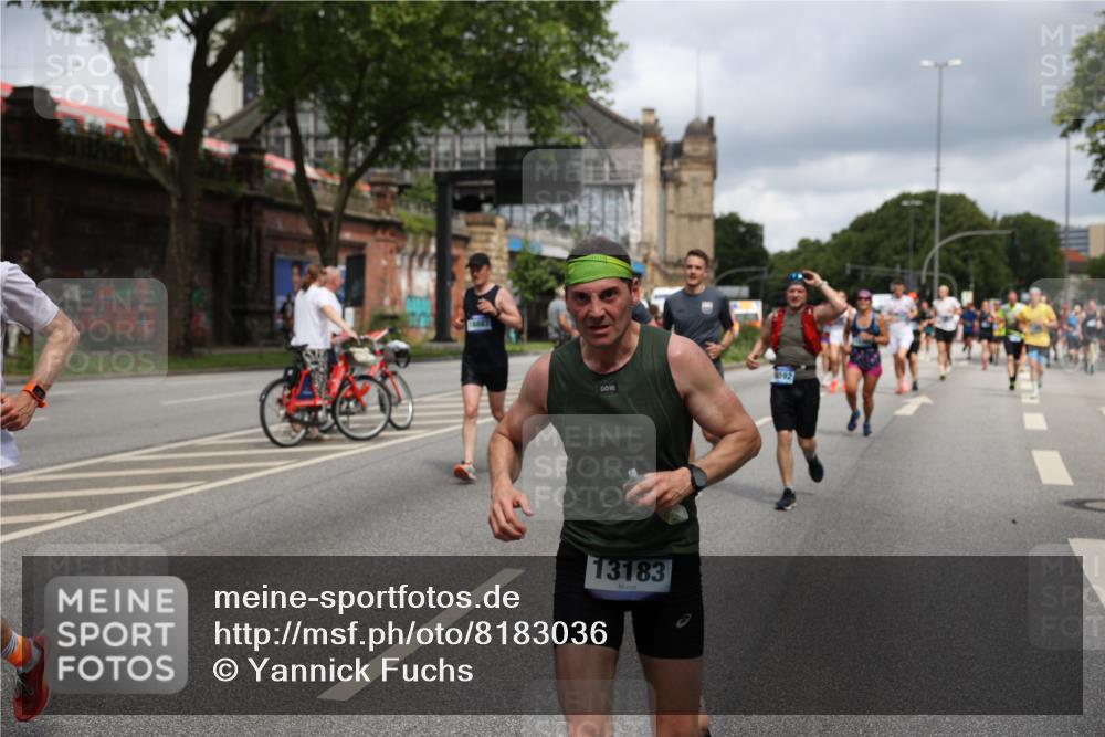 29.06.2025 - hella hamburg halbmarathon Yannick Fuchs http://msf.ph/oto/8183036 29.06.2025 10:43:17 20KM 1094, 1342, 1381, 1452, 1476, 2260, 2592, 2596, 2706, 3060, 3985, 4183, 4185, 4847, 4890, 5705, 6158, 6389, 7067, 8302, 8821, 9038, 9213, 9348, 9649, 9661, 9695, 10053, 10184, 10859, 10860, 11340, 11519, 11579, 11679, 11779, 12094, 12421, 12533, 12690, 13009, 13183, 13233, 13269, 13450, 13688, 13962, 14033, 15384, 15422, 15857, 15894, 16369, 16592, 16627, 17173, 17395, 17632, 17745, 17855, 18598, 18842, 18873, 18887 meine-sportfotos.de