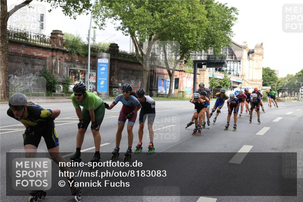 29.06.2025 - hella hamburg halbmarathon Yannick Fuchs http://msf.ph/oto/8183083 29.06.2025 09:08:55 20KM 1, 09, 08, 22, 23, 12 meine-sportfotos.de