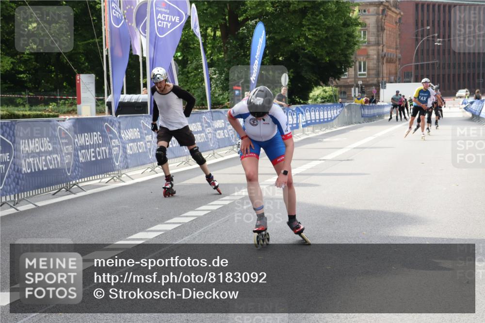 29.06.2025 - hella hamburg halbmarathon Strokosch-Dieckow http://msf.ph/oto/8183092 29.06.2025 09:24:01 Ziel 20041, 20121, 20186, 20421, 20522, 20542 meine-sportfotos.de