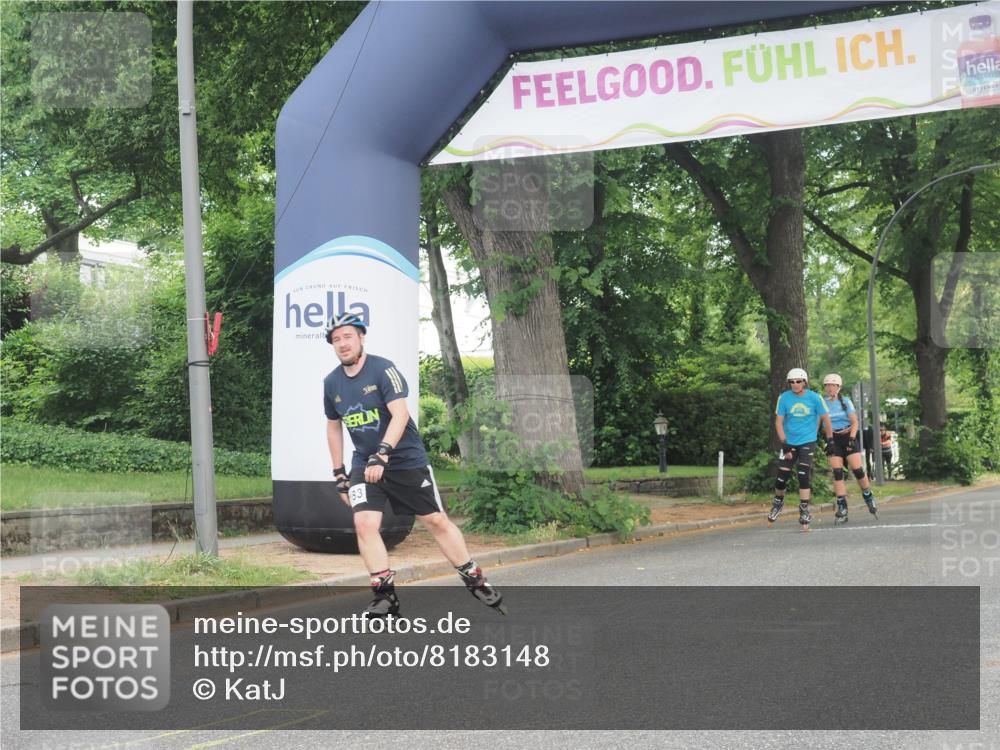 29.06.2025 - hella hamburg halbmarathon KatJ http://msf.ph/oto/8183148 29.06.2025 09:24:04 Zwischen KM18-KM19  meine-sportfotos.de