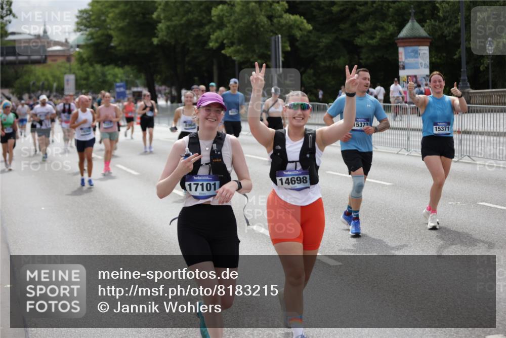 29.06.2025 - hella hamburg halbmarathon Jannik Wohlers http://msf.ph/oto/8183215 29.06.2025 11:10:38 Lombardsbrücke 1810, 4023, 4024, 4025, 4026, 4655, 4667, 5411, 6004, 6018, 6384, 6651, 6743, 7207, 8314, 8802, 8964, 9362, 9581, 10883, 10965, 12583, 13061, 13087, 13546, 13866, 14056, 14132, 14698, 15371, 15373, 15774, 15786, 15787, 15788, 15886, 16312, 17101, 17121, 17507, 17821, 18263, 18420, 18421, 18622, 18752 meine-sportfotos.de