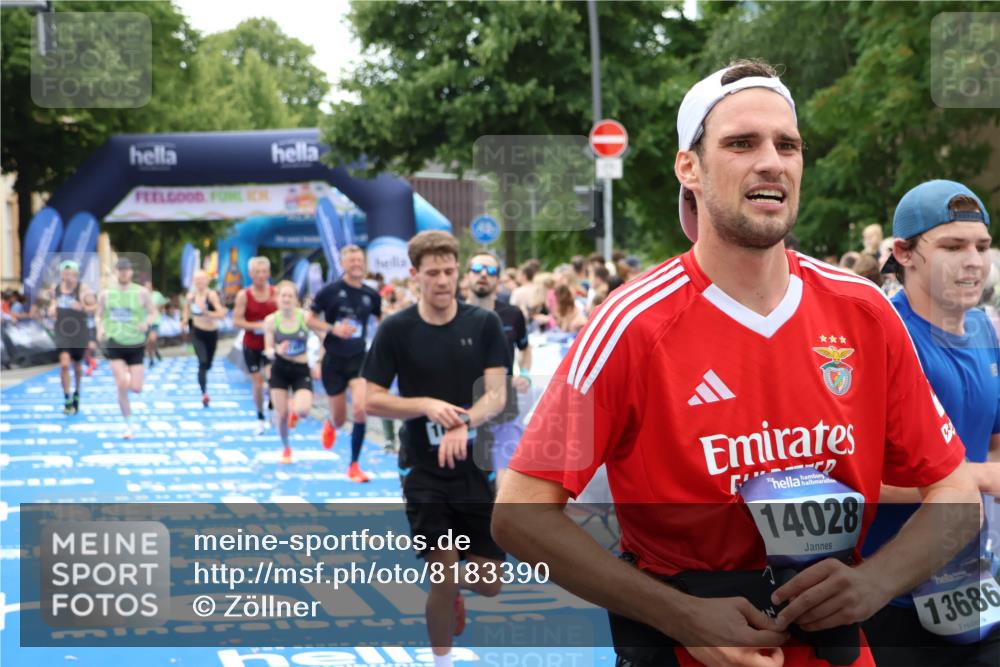 29.06.2025 - hella hamburg halbmarathon Zöllner http://msf.ph/oto/8183390 29.06.2025 10:32:57 Ziel 4463, 4749, 6358, 10453, 12290, 13686, 16425, 18687, 19059 meine-sportfotos.de
