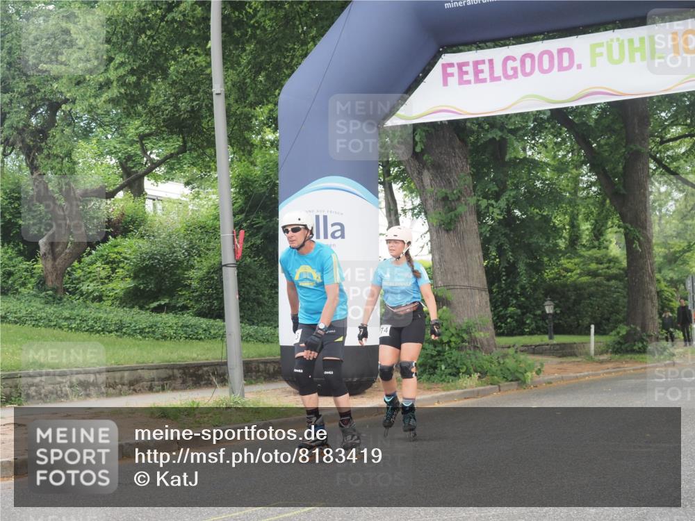 29.06.2025 - hella hamburg halbmarathon KatJ http://msf.ph/oto/8183419 29.06.2025 09:24:05 Zwischen KM18-KM19  meine-sportfotos.de