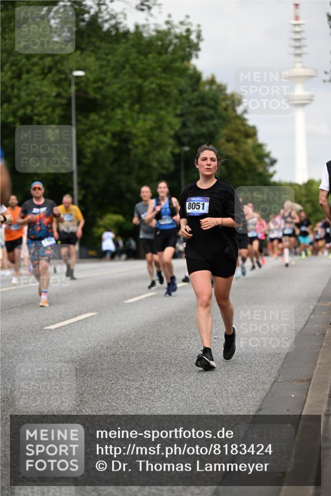 29.06.2025 - hella hamburg halbmarathon Dr. Thomas Lammeyer http://msf.ph/oto/8183424 29.06.2025 10:10:39 Kennedybrücke 1766, 1936, 1981, 4542, 4550, 4666, 5431, 5951, 8051, 8744, 8960, 10214, 10736, 10886 meine-sportfotos.de