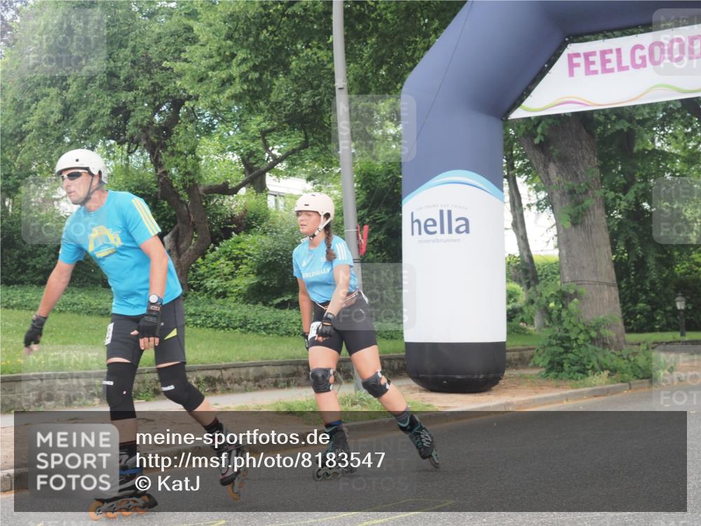 29.06.2025 - hella hamburg halbmarathon KatJ http://msf.ph/oto/8183547 29.06.2025 09:24:06 Zwischen KM18-KM19  meine-sportfotos.de