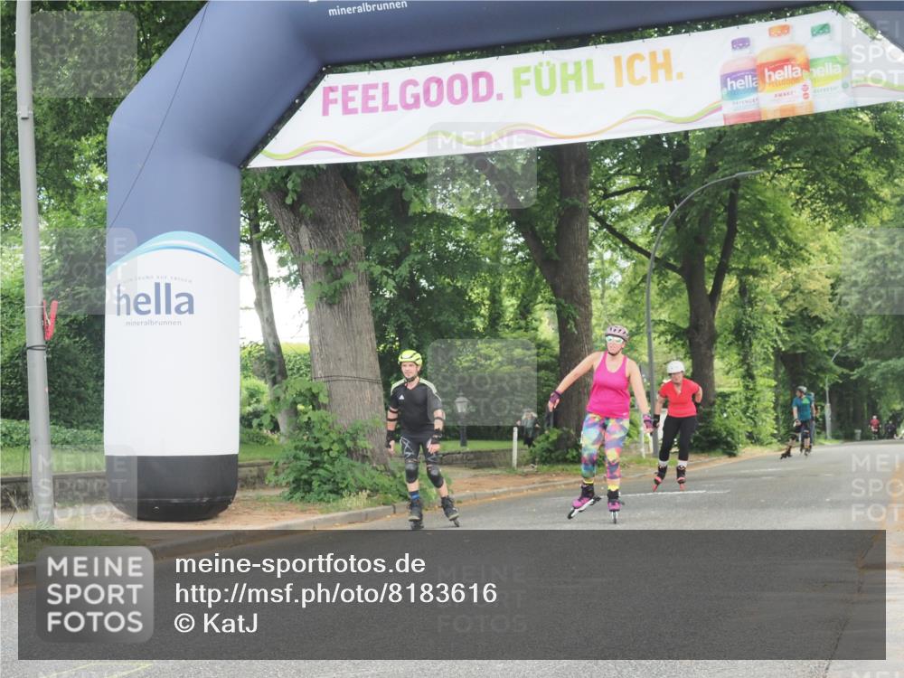 29.06.2025 - hella hamburg halbmarathon KatJ http://msf.ph/oto/8183616 29.06.2025 09:24:15 Zwischen KM18-KM19  meine-sportfotos.de