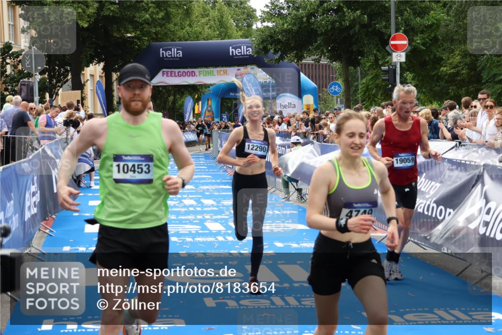 29.06.2025 - hella hamburg halbmarathon Zöllner http://msf.ph/oto/8183654 29.06.2025 10:33:01 Ziel 4463, 4749, 10453, 11169, 12290, 18679, 19059 meine-sportfotos.de