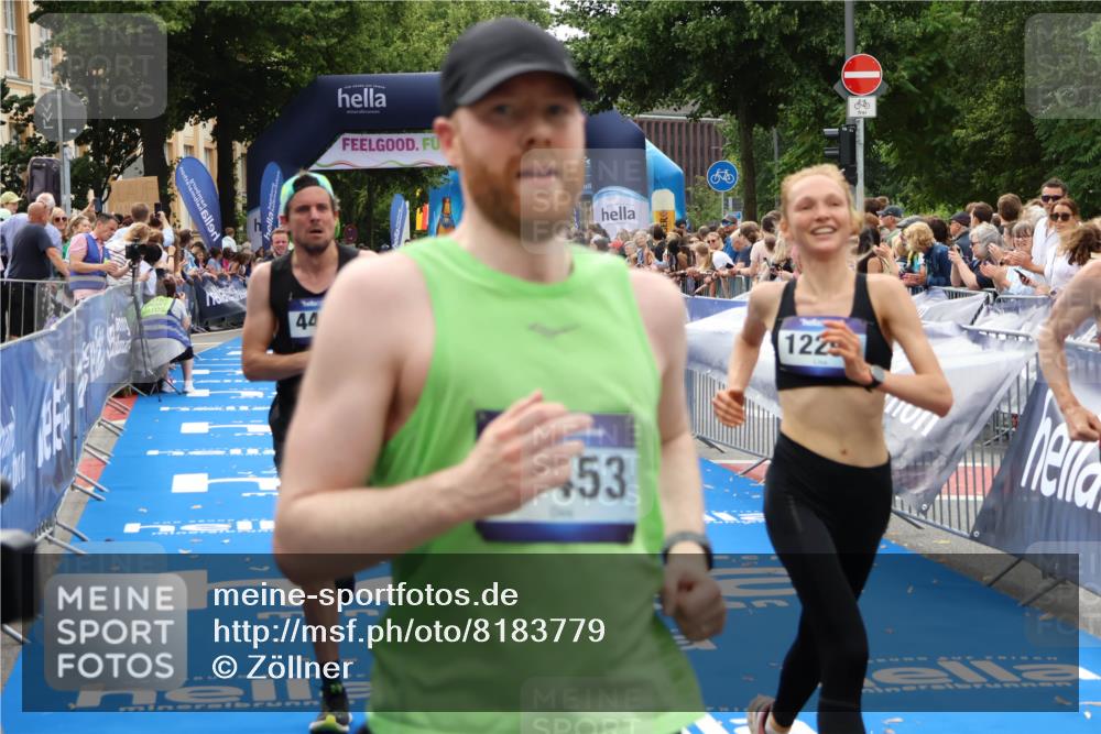 29.06.2025 - hella hamburg halbmarathon Zöllner http://msf.ph/oto/8183779 29.06.2025 10:33:02 Ziel 4463, 11169, 12290, 18679, 19059 meine-sportfotos.de
