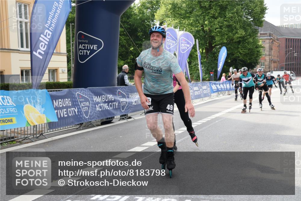 29.06.2025 - hella hamburg halbmarathon Strokosch-Dieckow http://msf.ph/oto/8183798 29.06.2025 09:24:15 Ziel 20003, 20051, 20084, 20109, 20110, 20149, 20205, 20206, 20216, 20336, 20391 meine-sportfotos.de