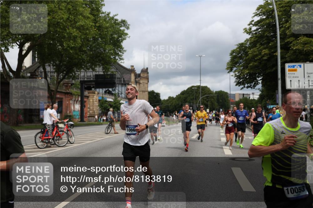 29.06.2025 - hella hamburg halbmarathon Yannick Fuchs http://msf.ph/oto/8183819 29.06.2025 10:43:25 20KM 1094, 1342, 1381, 1452, 1476, 2013, 2504, 2592, 2596, 2706, 2889, 2937, 3060, 4017, 4183, 4185, 4847, 4890, 5460, 5705, 6158, 7067, 7297, 8112, 8302, 8821, 9038, 9126, 9213, 9463, 9619, 9649, 9661, 9695, 10053, 10184, 10859, 10860, 11340, 11519, 11579, 11679, 11779, 11977, 12094, 12421, 12533, 12670, 13233, 13269, 13688, 14526, 15384, 15422, 15523, 15857, 15894, 16114, 16369, 16592, 16627, 16731, 17173, 17632, 18842, 18873, 18887 meine-sportfotos.de