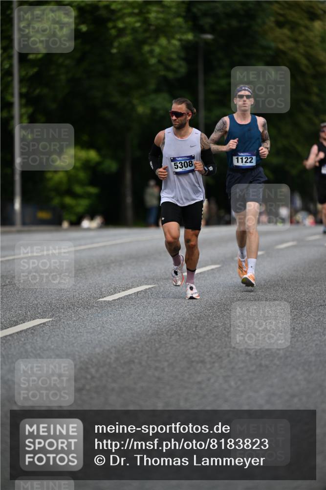 29.06.2025 - hella hamburg halbmarathon Dr. Thomas Lammeyer http://msf.ph/oto/8183823 29.06.2025 09:47:21 Kennedybrücke 1122, 1953, 3189, 3379, 5308, 5344, 7231, 7793, 8975, 9047, 9079, 10106, 10173, 11150 meine-sportfotos.de