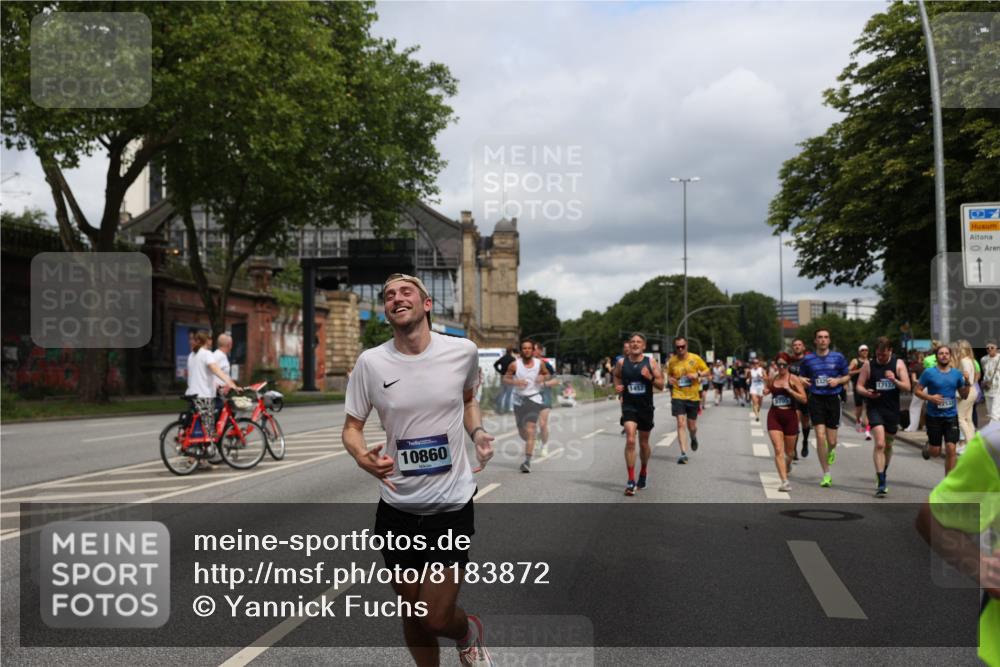 29.06.2025 - hella hamburg halbmarathon Yannick Fuchs http://msf.ph/oto/8183872 29.06.2025 10:43:25 20KM 1094, 1342, 1381, 1452, 1476, 2013, 2504, 2592, 2596, 2706, 2889, 2937, 3060, 4017, 4183, 4185, 4847, 4890, 5460, 5705, 6158, 7067, 7297, 8112, 8302, 8821, 9038, 9126, 9213, 9463, 9619, 9649, 9661, 9695, 10053, 10184, 10859, 10860, 11340, 11519, 11579, 11679, 11779, 11977, 12094, 12421, 12533, 12670, 13233, 13269, 13688, 14526, 15384, 15422, 15523, 15857, 15894, 16114, 16369, 16592, 16627, 16731, 17173, 17632, 18842, 18873, 18887 meine-sportfotos.de