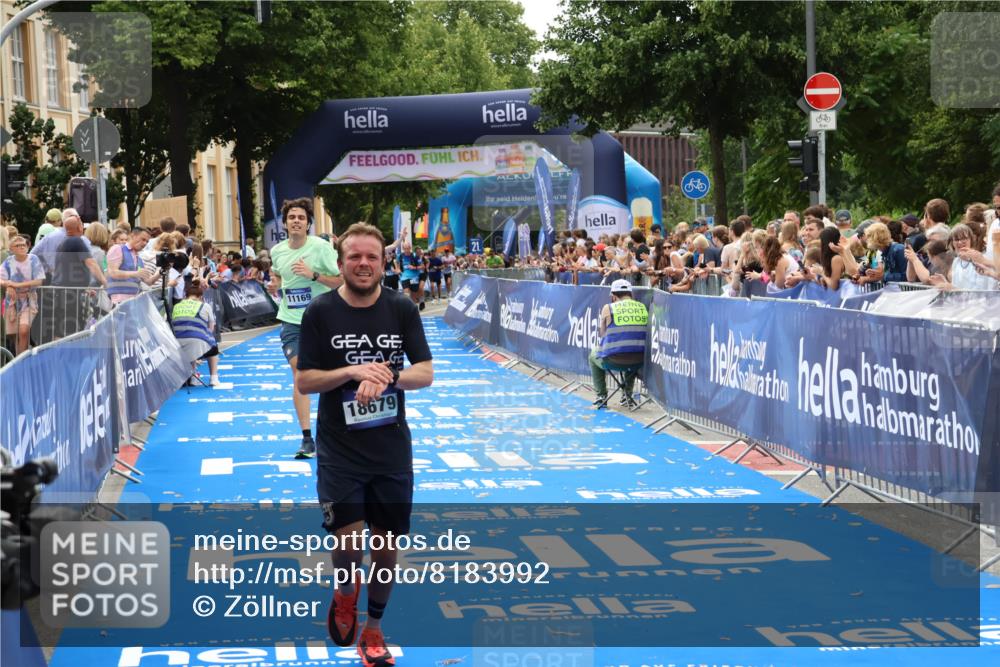29.06.2025 - hella hamburg halbmarathon Zöllner http://msf.ph/oto/8183992 29.06.2025 10:33:06 Ziel 11169, 14276, 17802, 18679 meine-sportfotos.de