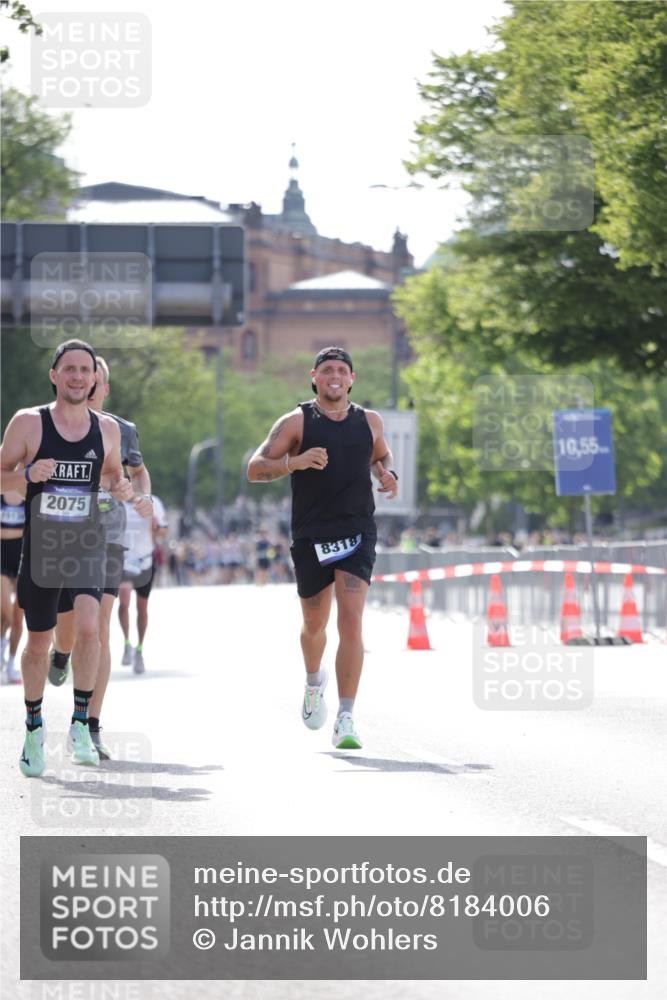 29.06.2025 - hella hamburg halbmarathon Jannik Wohlers http://msf.ph/oto/8184006 29.06.2025 09:43:07 Lombardsbrücke 1271, 2075, 2180, 6090, 7380, 8318, 13374, 15023 meine-sportfotos.de