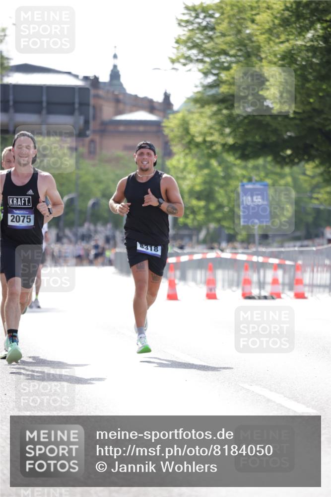 29.06.2025 - hella hamburg halbmarathon Jannik Wohlers http://msf.ph/oto/8184050 29.06.2025 09:43:08 Lombardsbrücke 1271, 2075, 2180, 6090, 7380, 8318, 15023, 17893 meine-sportfotos.de