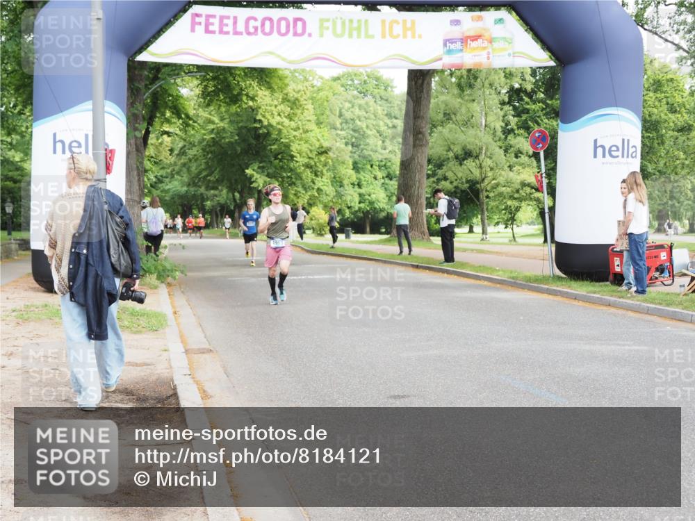 29.06.2025 - hella hamburg halbmarathon MichiJ http://msf.ph/oto/8184121 29.06.2025 10:18:03 Zwischen KM18-KM19 13383 meine-sportfotos.de