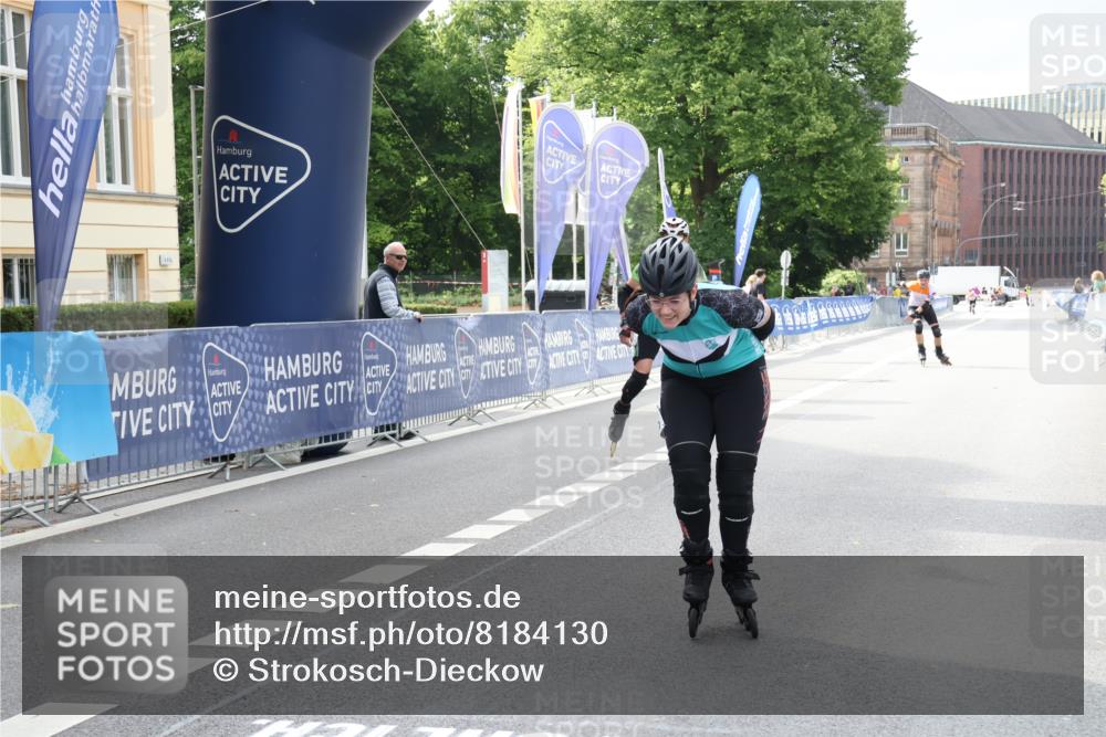 29.06.2025 - hella hamburg halbmarathon Strokosch-Dieckow http://msf.ph/oto/8184130 29.06.2025 09:24:21 Ziel 20003, 20109, 20216, 20391 meine-sportfotos.de