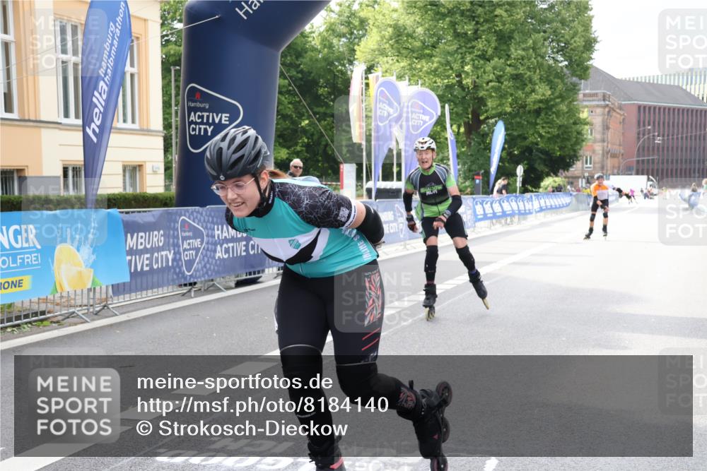 29.06.2025 - hella hamburg halbmarathon Strokosch-Dieckow http://msf.ph/oto/8184140 29.06.2025 09:24:21 Ziel 20003, 20109, 20216, 20391 meine-sportfotos.de