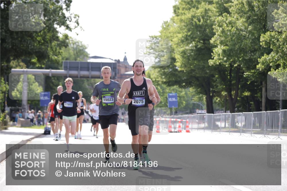 29.06.2025 - hella hamburg halbmarathon Jannik Wohlers http://msf.ph/oto/8184196 29.06.2025 09:43:09 Lombardsbrücke 1271, 2075, 2180, 6090, 7380, 8318, 15023, 17893 meine-sportfotos.de