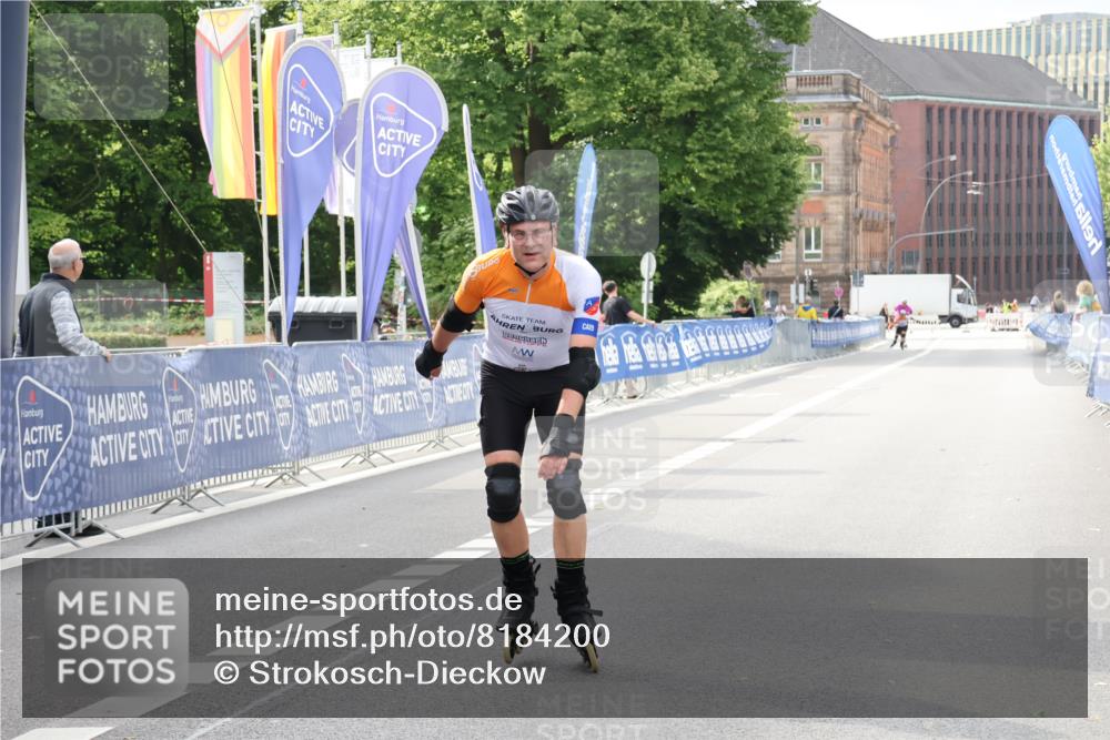 29.06.2025 - hella hamburg halbmarathon Strokosch-Dieckow http://msf.ph/oto/8184200 29.06.2025 09:24:24 Ziel 20003, 20391 meine-sportfotos.de