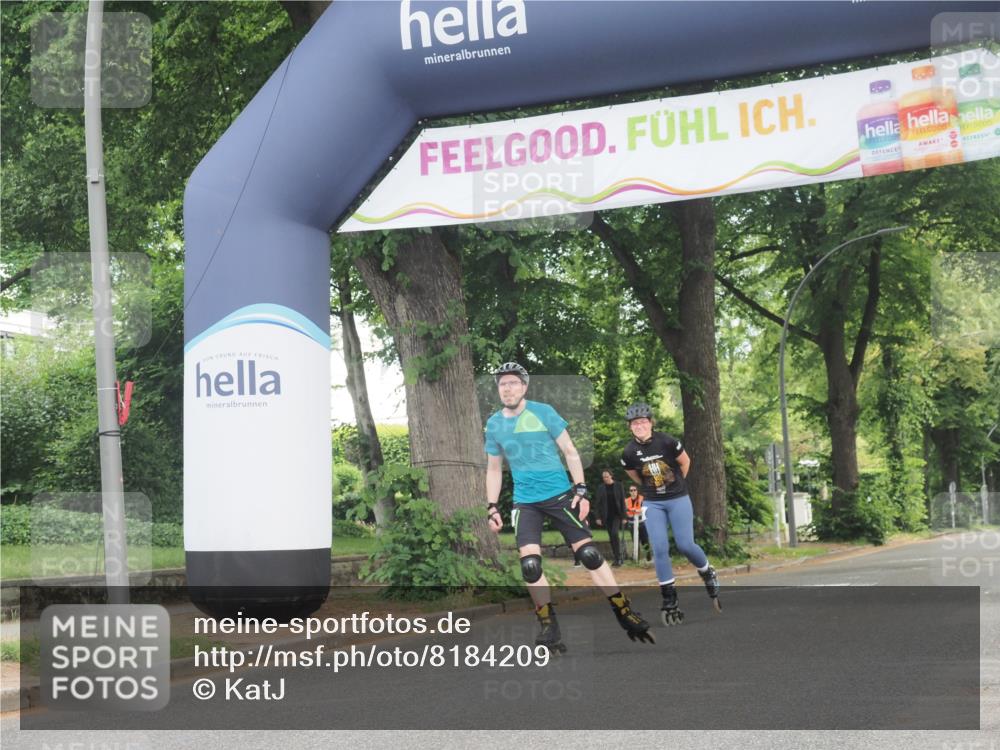 29.06.2025 - hella hamburg halbmarathon KatJ http://msf.ph/oto/8184209 29.06.2025 09:24:20 Zwischen KM18-KM19  meine-sportfotos.de