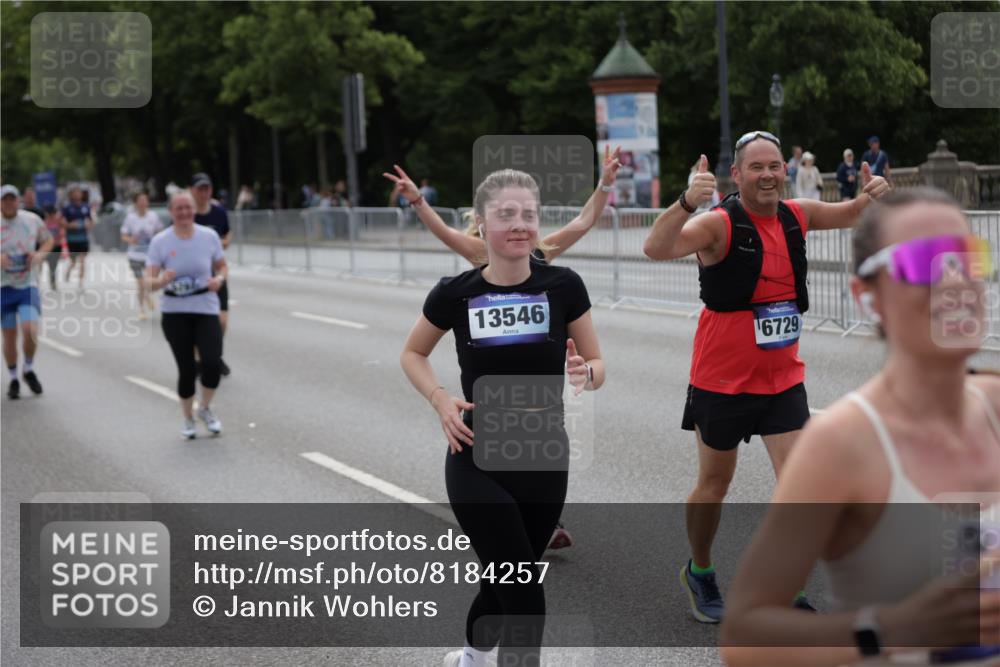 29.06.2025 - hella hamburg halbmarathon Jannik Wohlers http://msf.ph/oto/8184257 29.06.2025 11:10:52 Lombardsbrücke 2373, 4023, 4024, 4025, 4026, 4157, 4269, 4452, 5411, 5797, 6004, 6018, 6651, 6729, 6743, 6933, 7207, 8314, 8802, 8964, 9375, 10021, 10170, 10758, 10883, 11104, 11807, 13546, 14132, 15691, 15729, 15774, 15810, 16728, 17507, 17821, 18463, 18639, 18752, 19179 meine-sportfotos.de