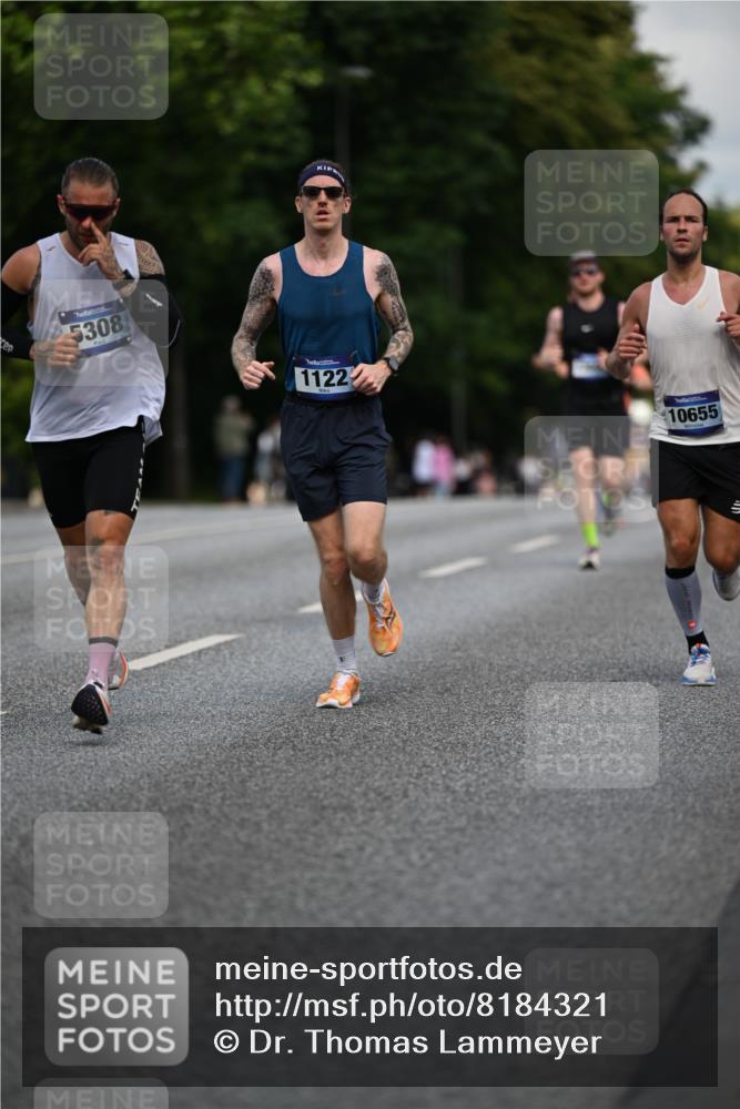 29.06.2025 - hella hamburg halbmarathon Dr. Thomas Lammeyer http://msf.ph/oto/8184321 29.06.2025 09:47:22 Kennedybrücke 1122, 1953, 3189, 3379, 5308, 5344, 7231, 7793, 8975, 9047, 9079, 10106, 10173, 11150 meine-sportfotos.de