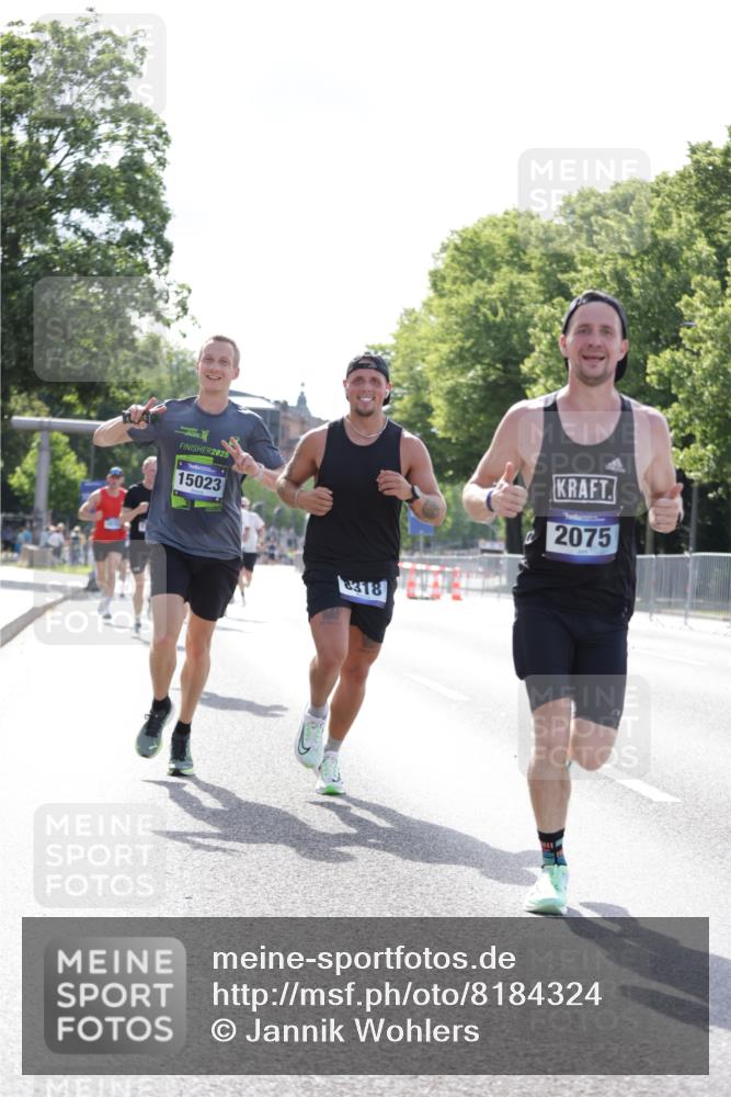 29.06.2025 - hella hamburg halbmarathon Jannik Wohlers http://msf.ph/oto/8184324 29.06.2025 09:43:11 Lombardsbrücke 2075, 2180, 2203, 6090, 7380, 8318, 10351, 13941, 15023, 15136, 17893, 18763 meine-sportfotos.de