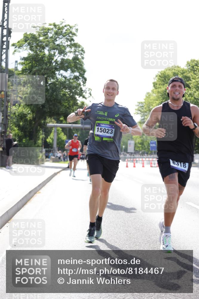 29.06.2025 - hella hamburg halbmarathon Jannik Wohlers http://msf.ph/oto/8184467 29.06.2025 09:43:12 Lombardsbrücke 2075, 2180, 2203, 7380, 8318, 10351, 13941, 15023, 15136, 17893, 18763 meine-sportfotos.de