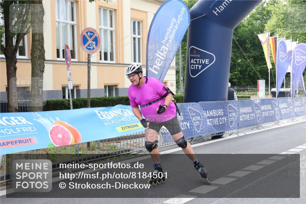 29.06.2025 - hella hamburg halbmarathon Strokosch-Dieckow http://msf.ph/oto/8184501 29.06.2025 09:24:46 Ziel 20355, 20524 meine-sportfotos.de